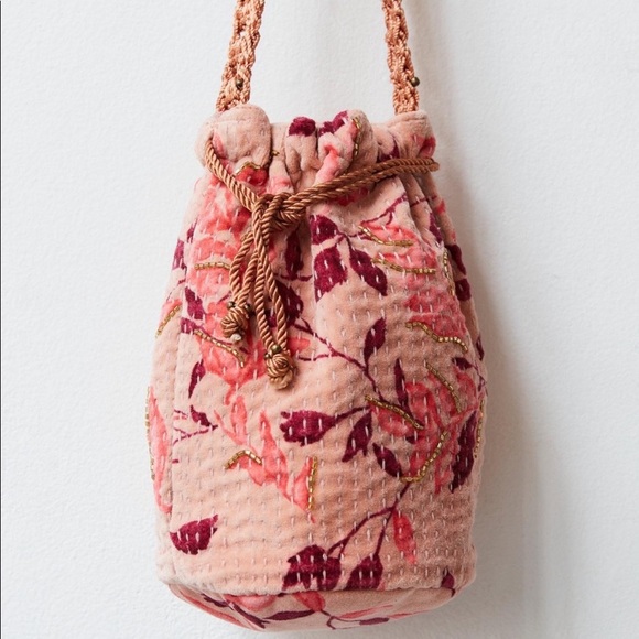 NWT Free People Velvet Moon Tote Bag Purse beaded detail red & pink avai… - Picture 3 of 9